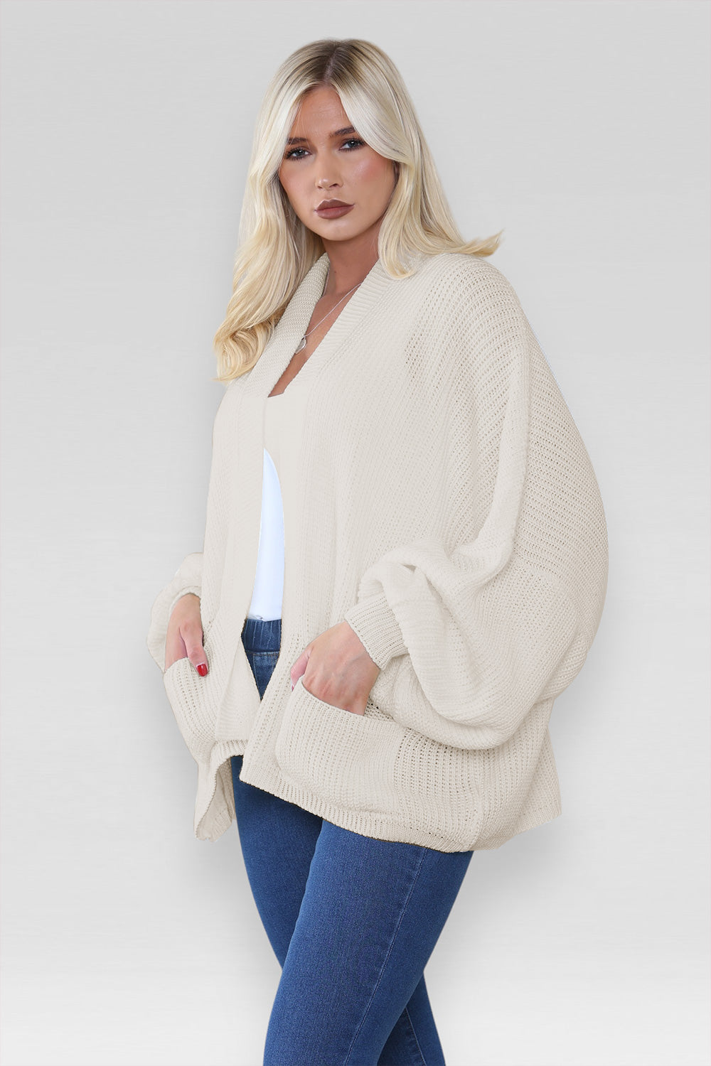 Ladies Oversized Cropped Short Balloon Pocket Chunky Knitted Cardigan
