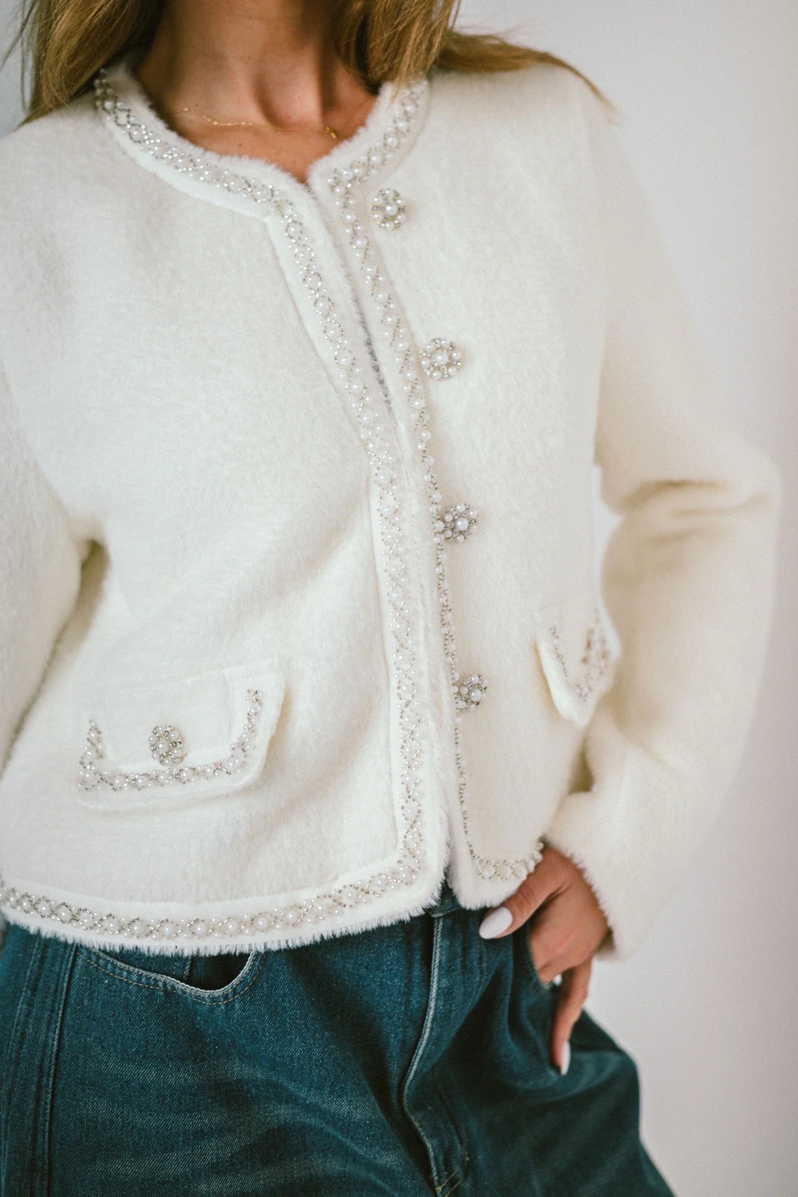 CELESTE – Elegant short jacket with pearls and jewel buttons