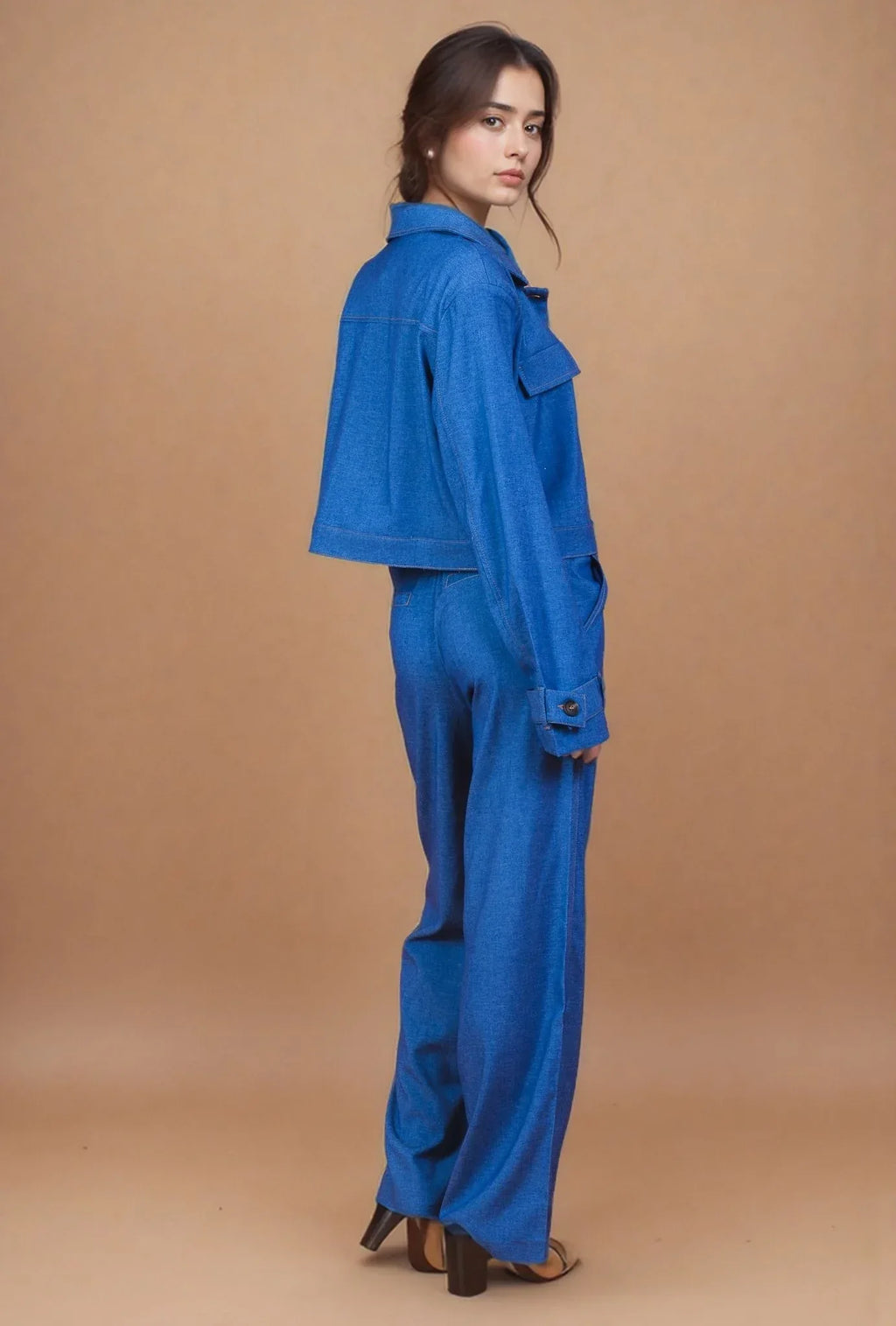 DENVER – Structured effect stretch denim set