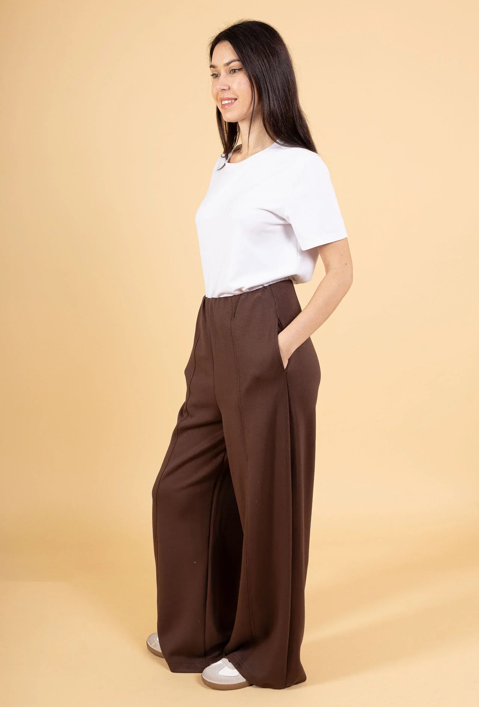 DENVER – High-waisted soft wide leg pants