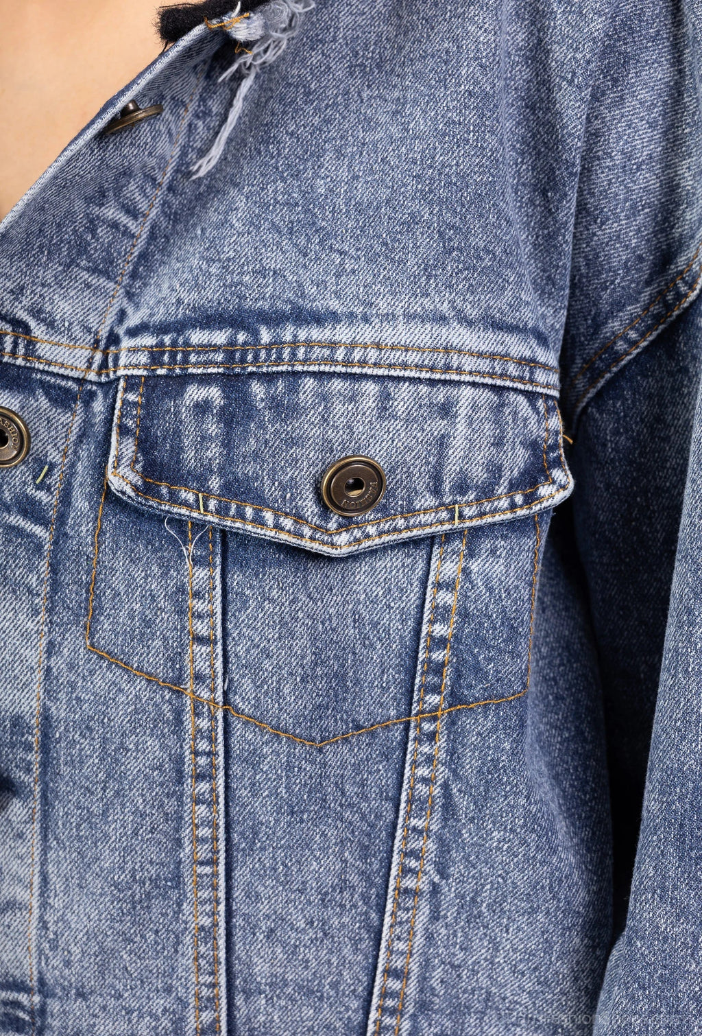 DENVER – Denim jacket with integrated knit hood