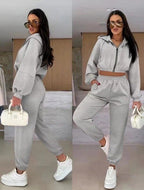 Casual chic set – Zip-up hooded jacket and elastic waist pants