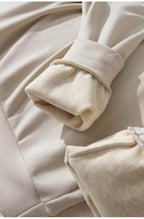 Comfort Set with Zip Collar – LOUNA Model