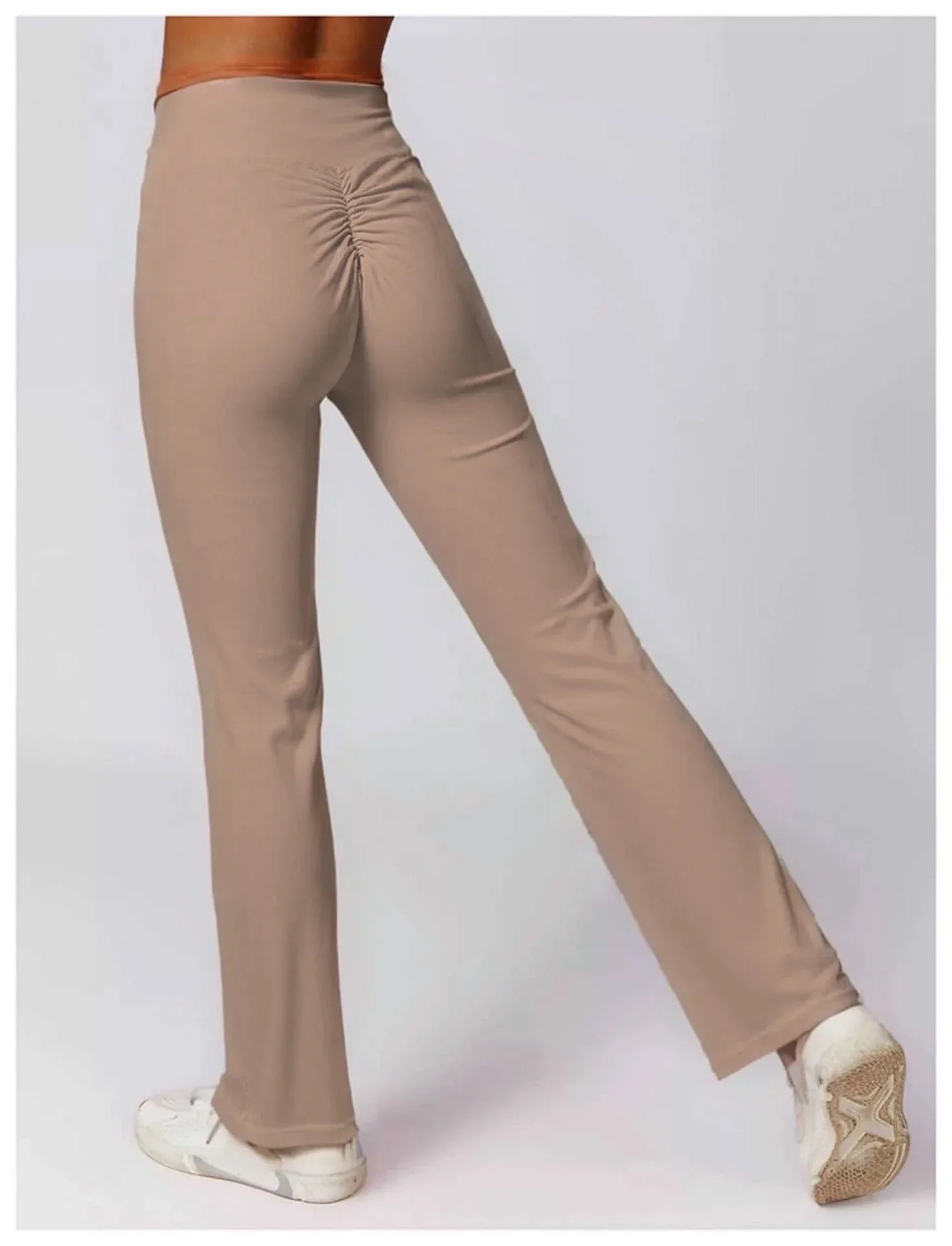 High-waisted flared leggings in sculpting technical fabric