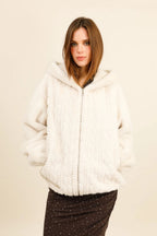 ARLENA – Short faux fur jacket with hood