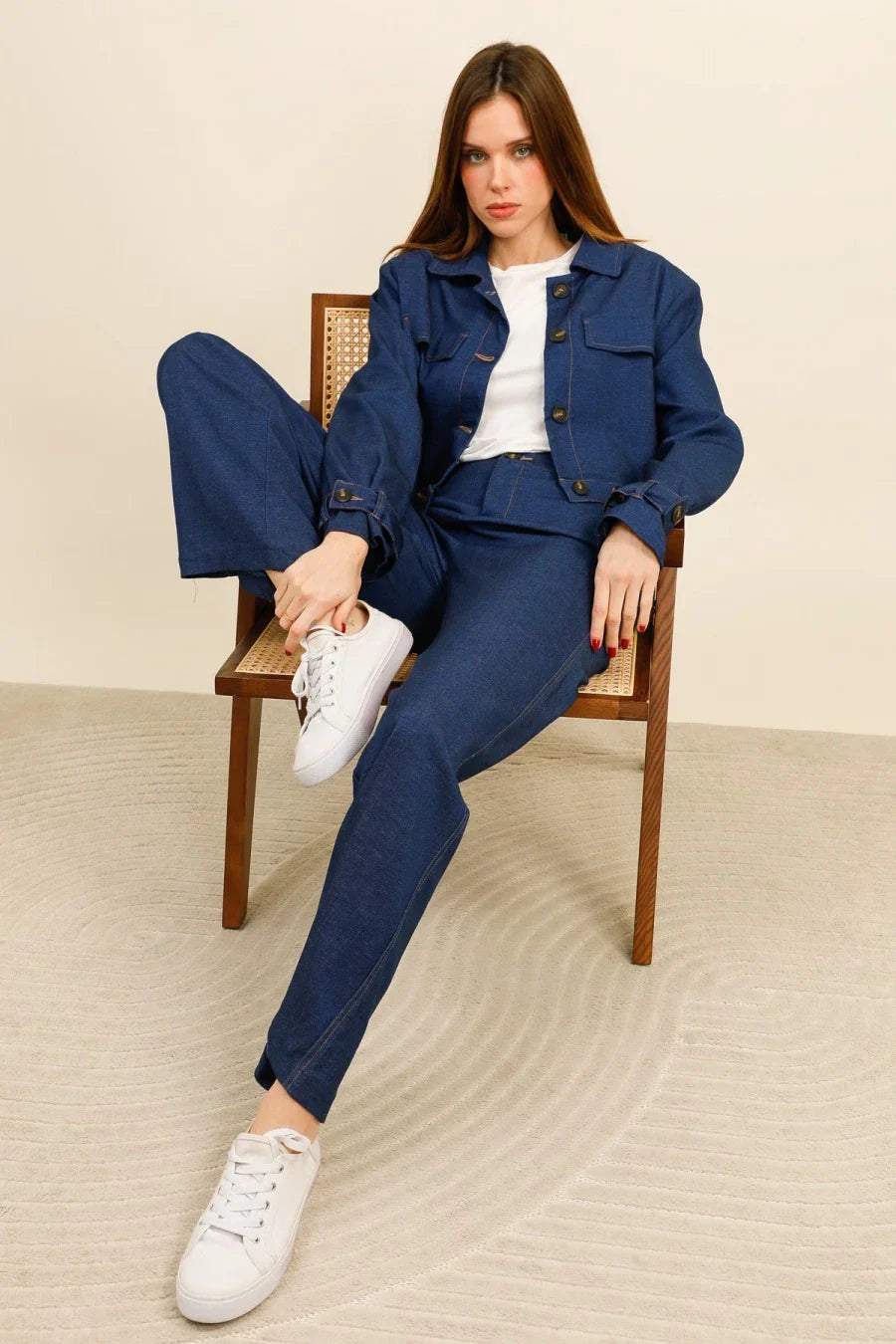 DENVER – Structured effect stretch denim set