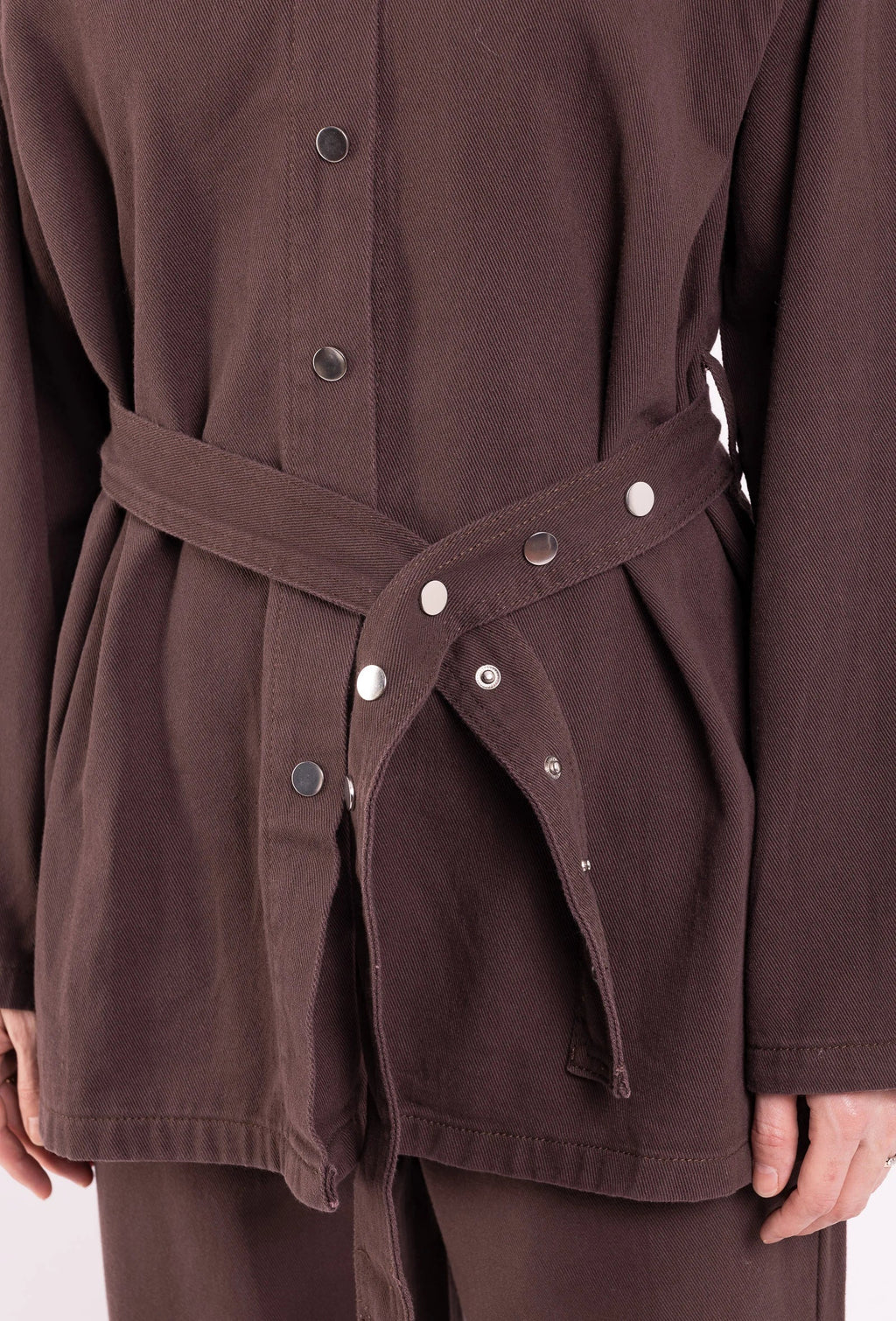 DENVER – Belted oversized denim set