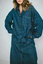 DENVER – Oversized long denim shirt