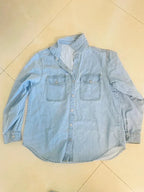 Denim jacket with patch pockets – essential casual style